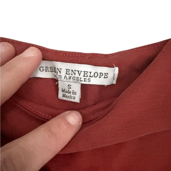 Green envelope size small rust colored camo excellent condition - Picture 3 of 5